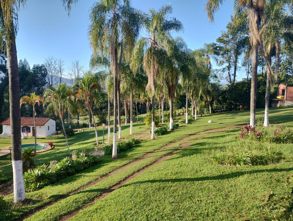 Pousada Solar Das Palmeiras Joanópolis Buitenkant foto